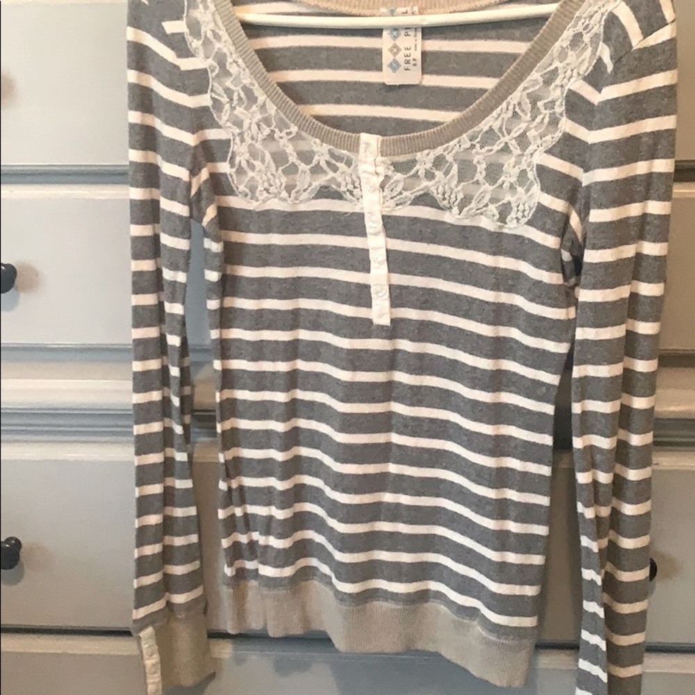 Long sleeve striped lace shirt